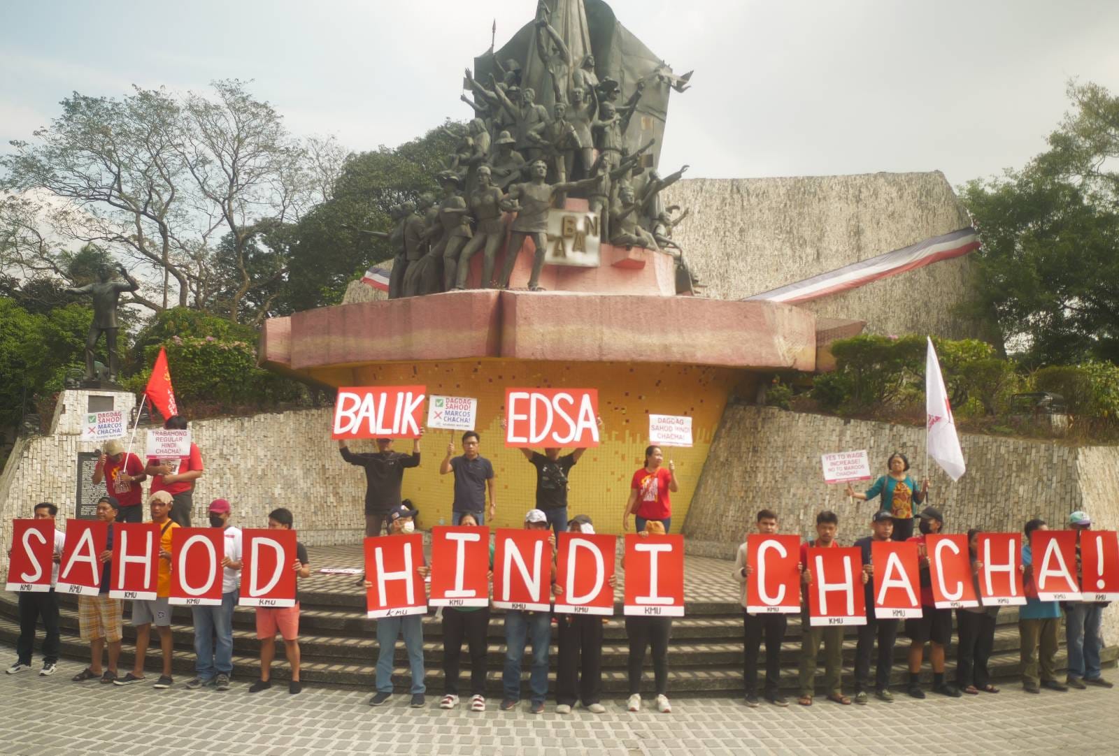 Workers to mobilize on EDSA People Power anniv vs ChaCha, for wage increase